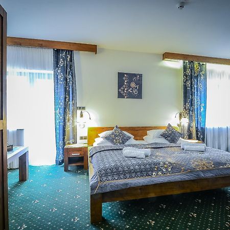Hotel Friuli Harrachov Eksteriør billede