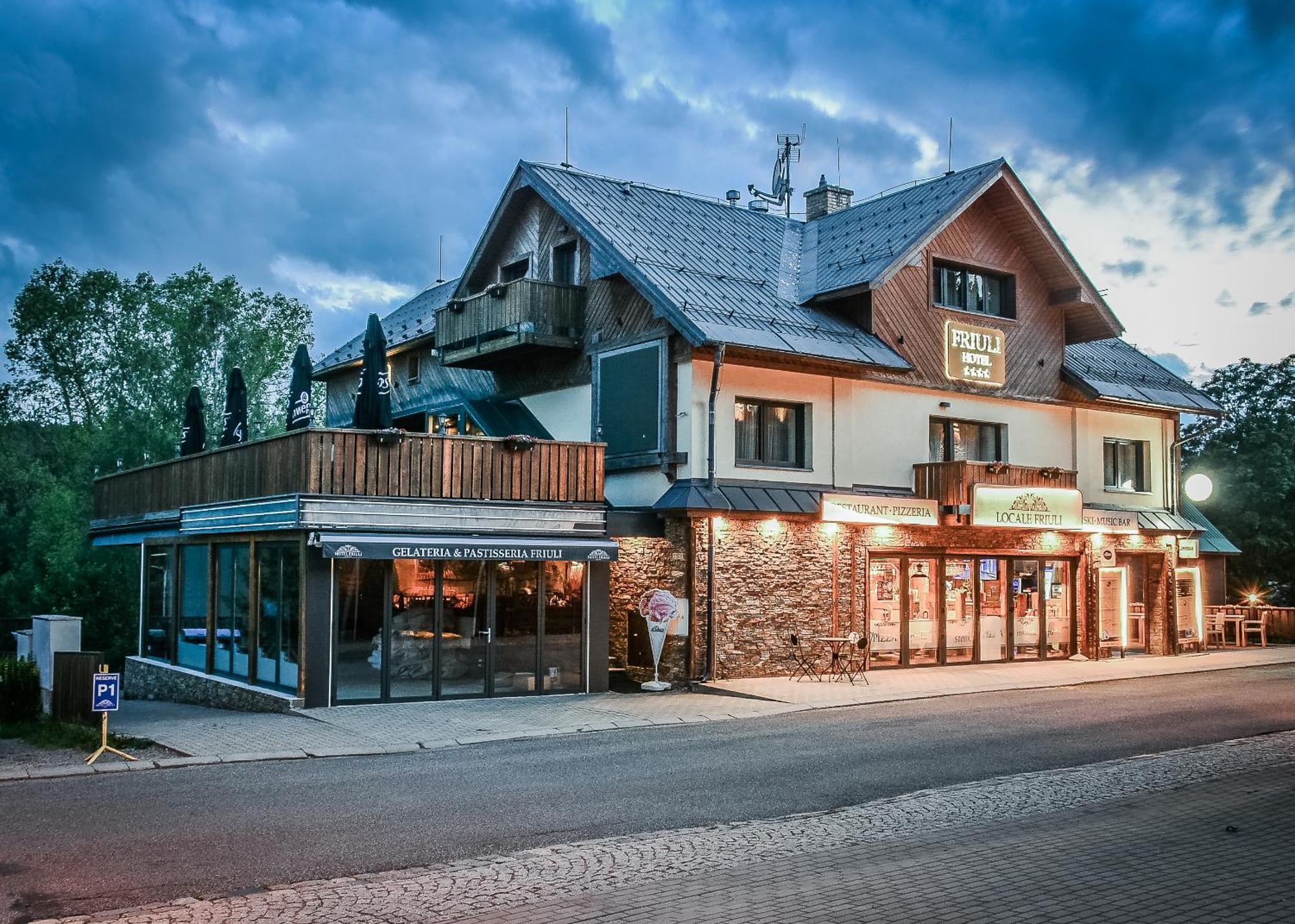 Hotel Friuli Harrachov Eksteriør billede